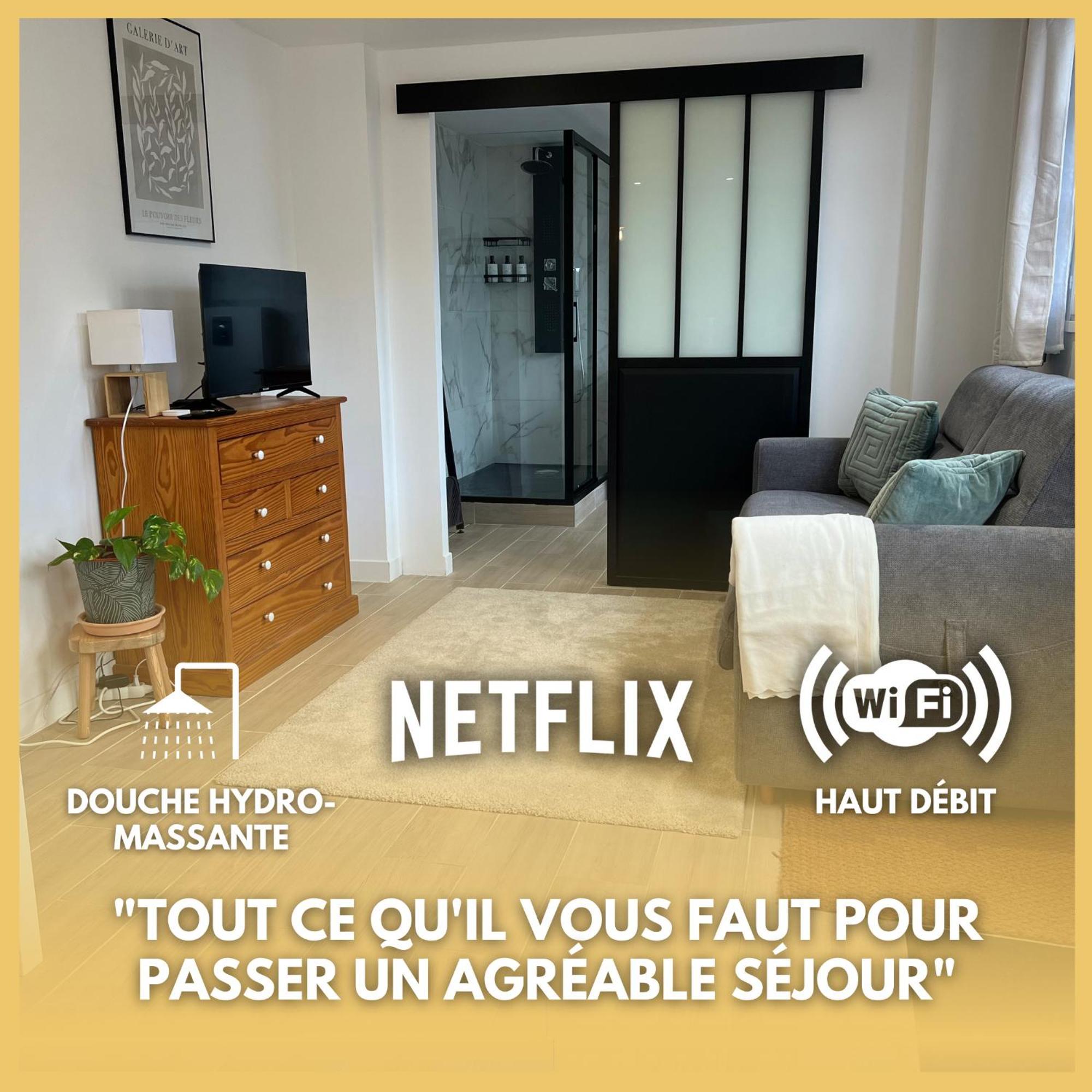Le Studio D'Arry Le Locheur Bagian luar foto